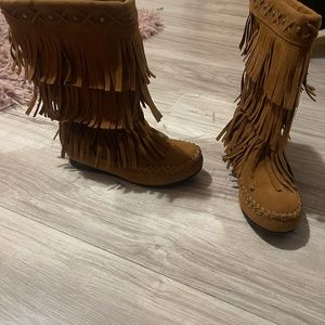 HotCakes Girls Fringed Boots